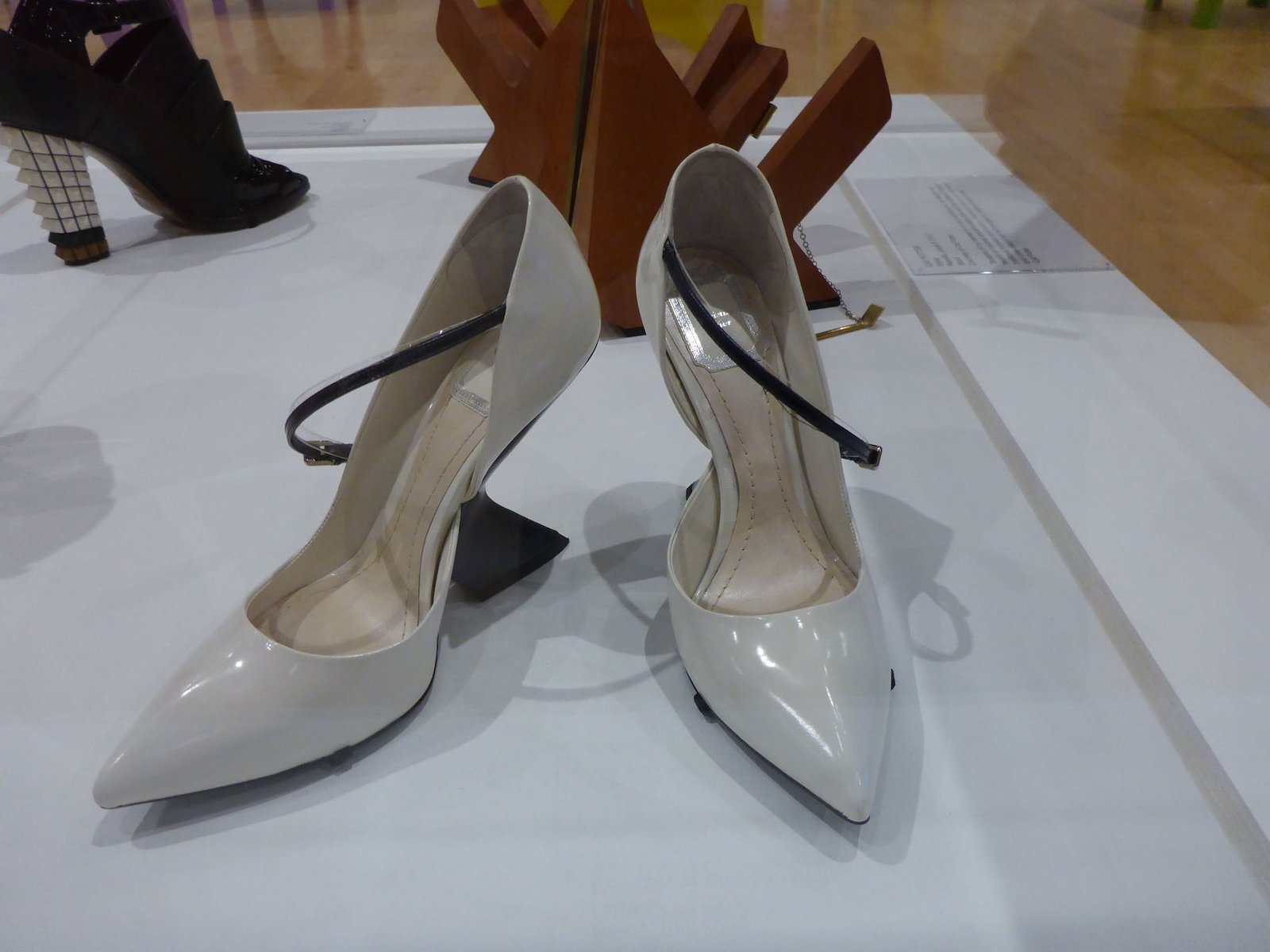 Palm Springs Killer Heels 99